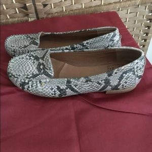 Lucky Brand Slip On Loafers Sz 6